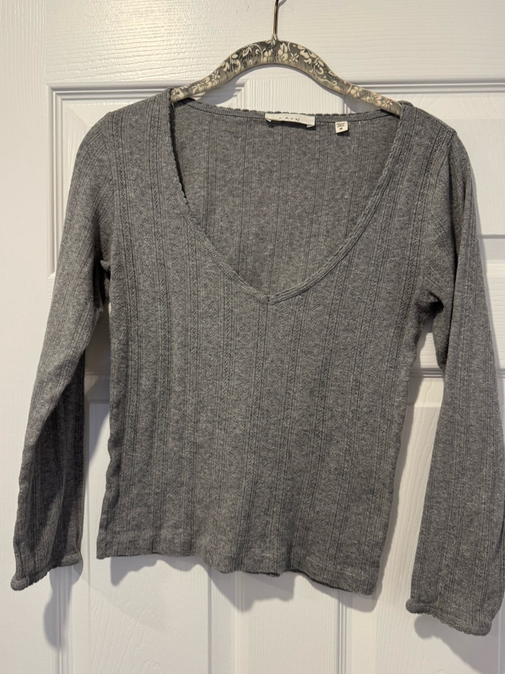 Doen Gray Pointelle V-Neck Top